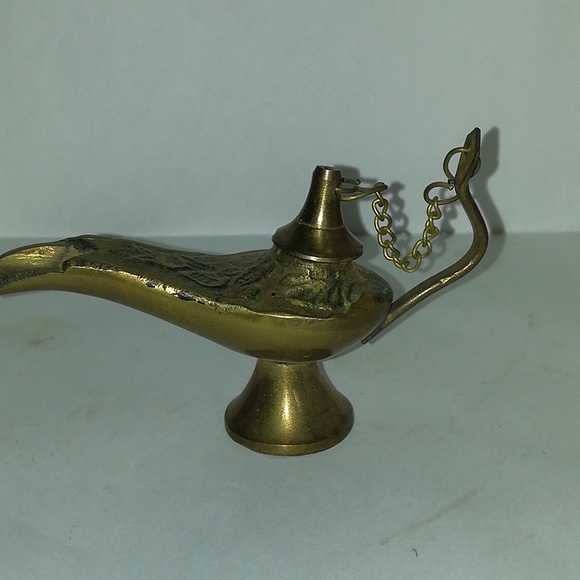 Brass handmaid Aladin cherag - Picture 4 of 5